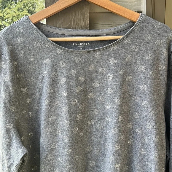 Talbots Tee 3X Gray with Metallic Silver All Over Heart Print. Cotton/Spandex - Picture 6 of 6